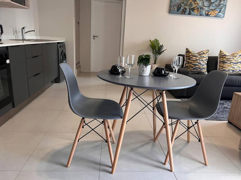 93 on new unique and classy - Ferienwohnung Midrand