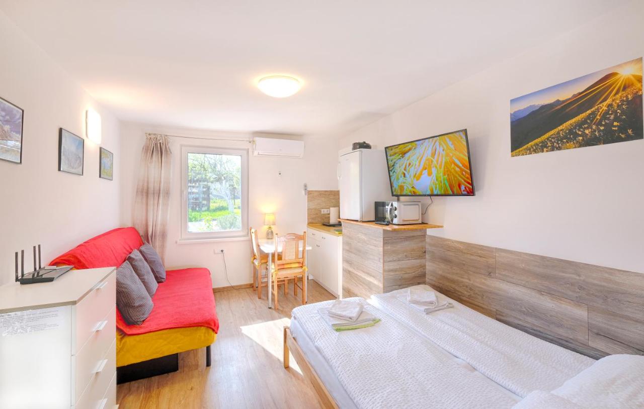 B&B Ljubljana - New Studio with AirCon & FREE Parking - Bed and Breakfast Ljubljana