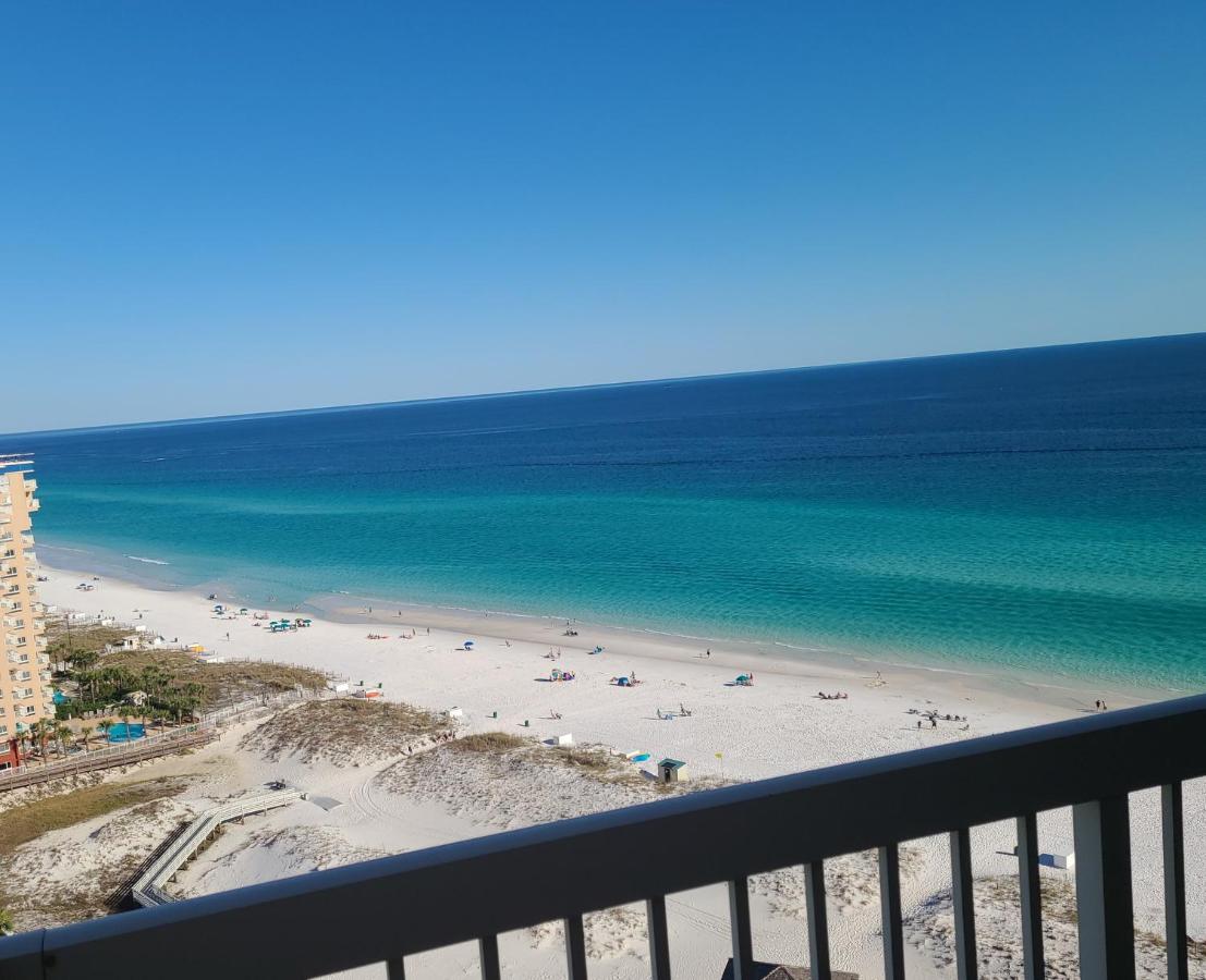 Pelican Beach #2017 - Bed and Breakfast Destin
