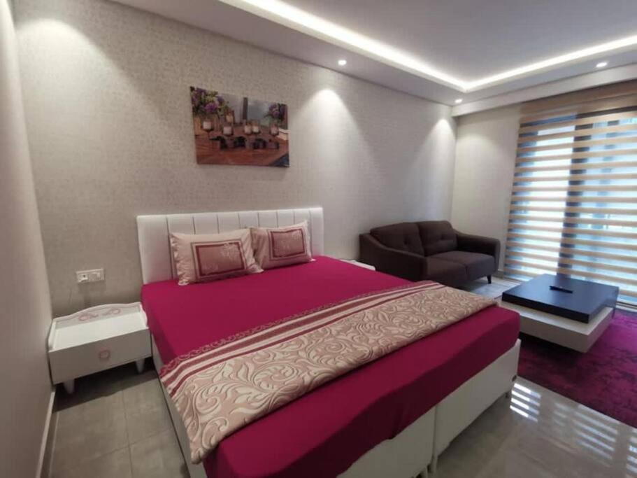 B&B Accra - Intimate Studio Apartment - Mirage Residence - Bed and Breakfast Accra