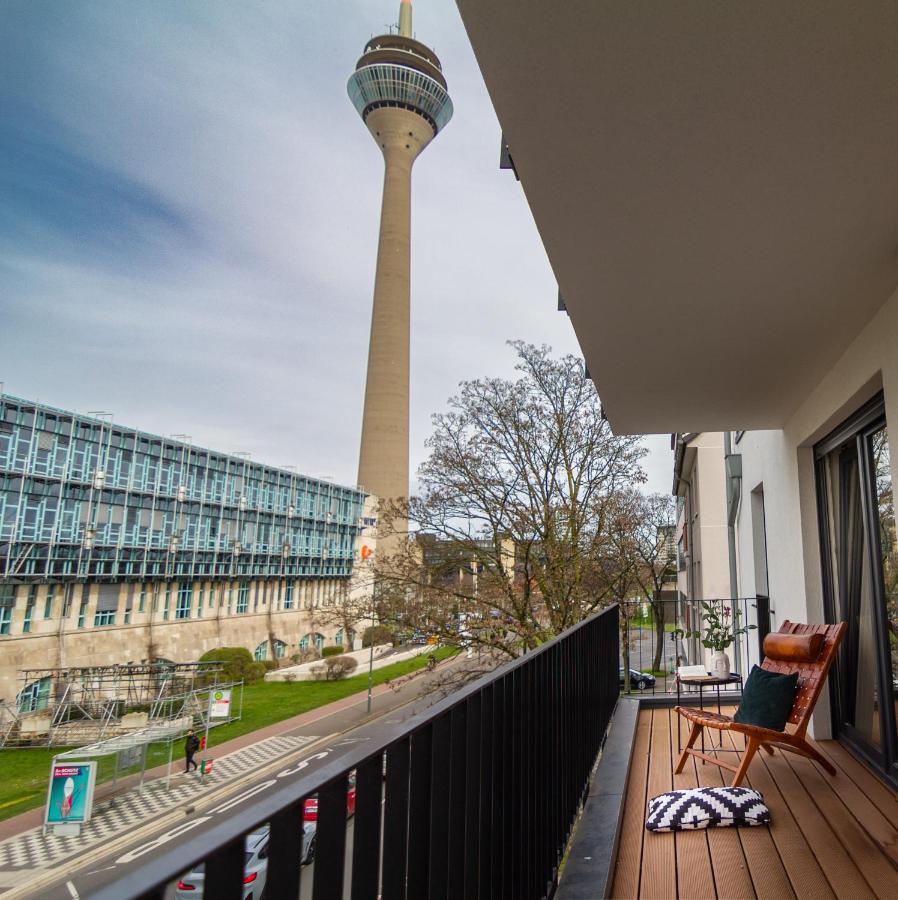 B&B Düsseldorf - Sleep Inn Medienhafen Suites - Bed and Breakfast Düsseldorf