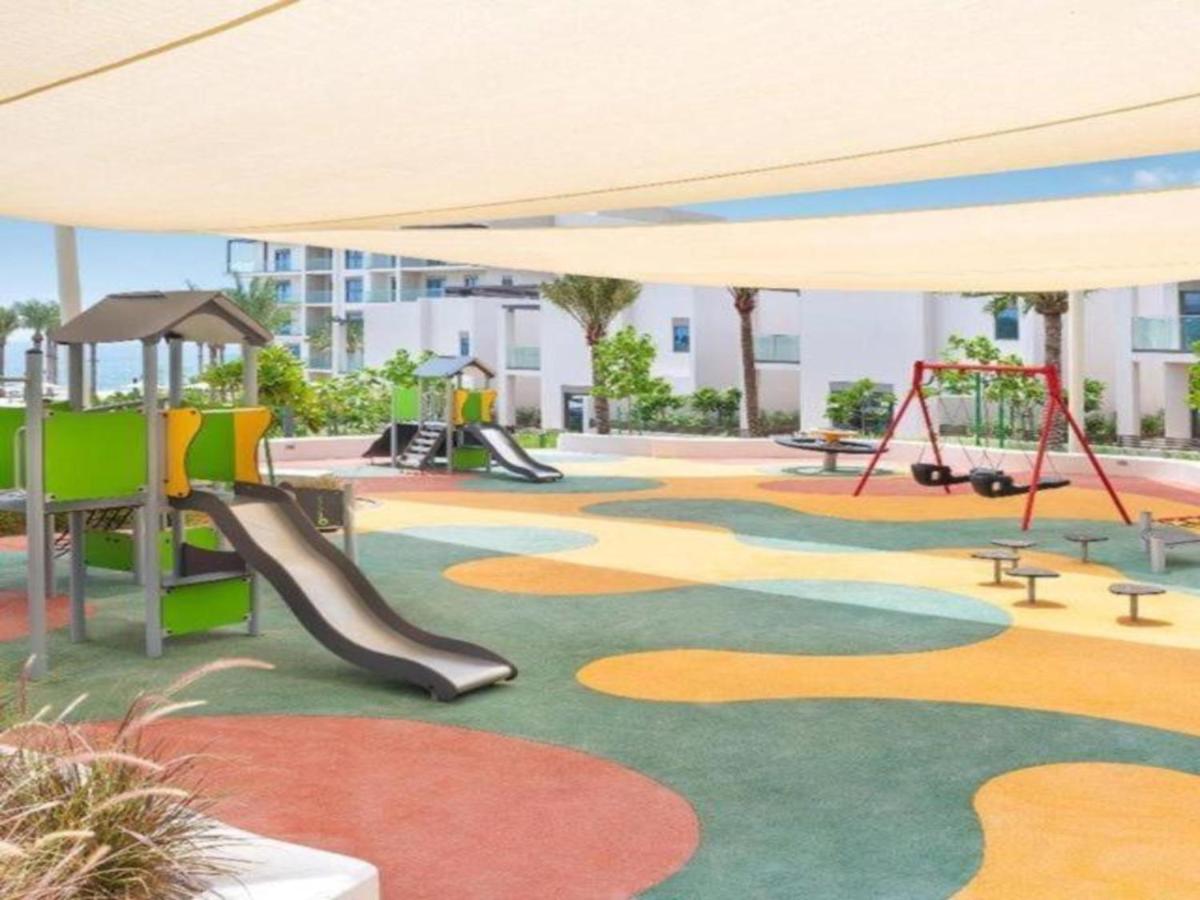 Ocean View Address Beach Resort Fujairah فندق و منتجع شاطئ العنوان الفجيره - B&B