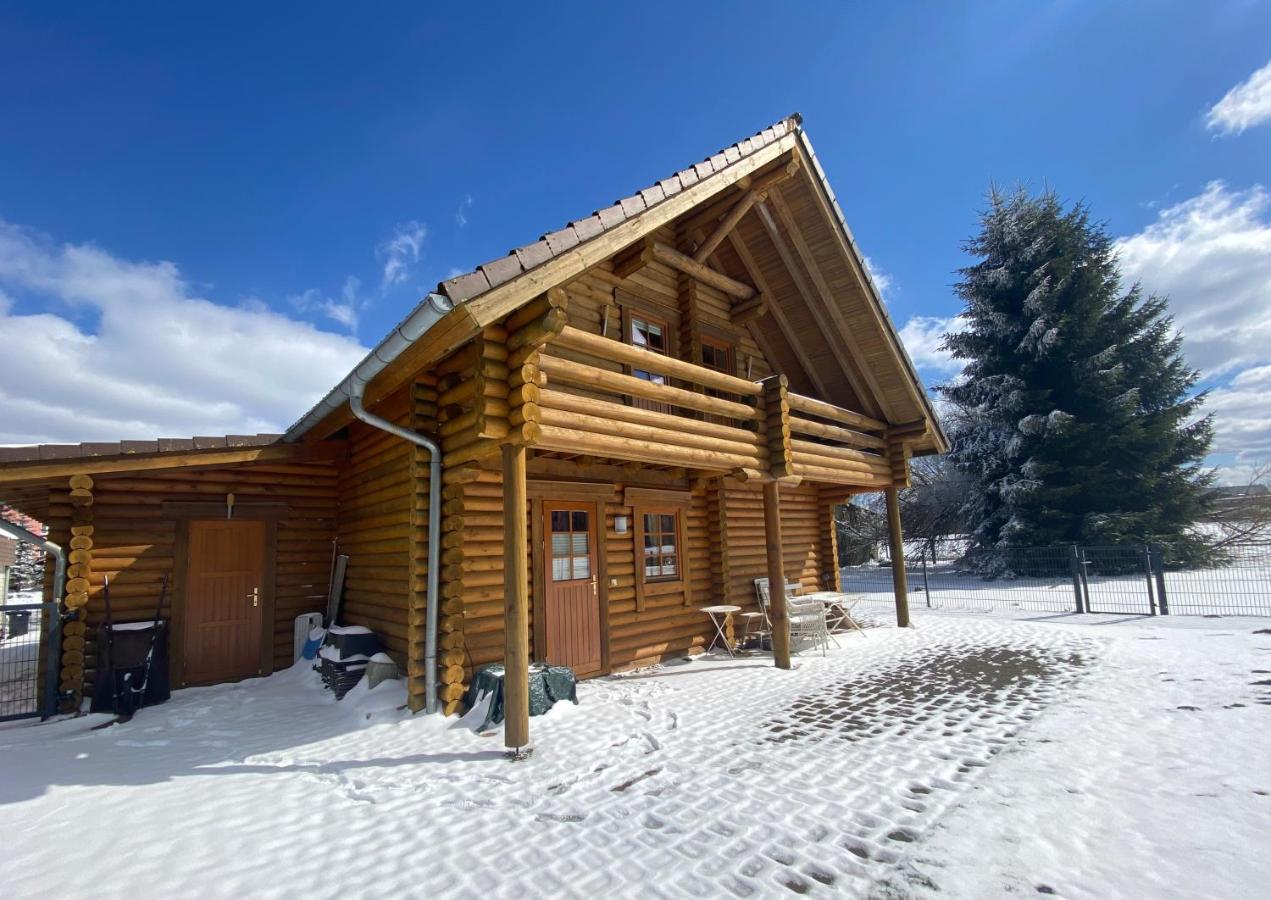 B&B Neuhaus am Rennweg - Blockhaus Rennsteig - Bed and Breakfast Neuhaus am Rennweg