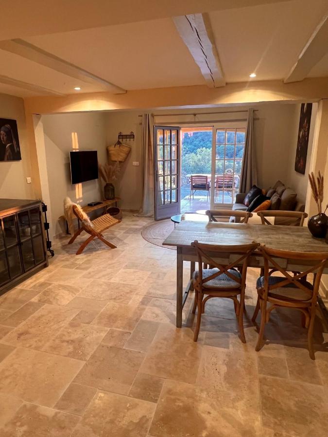 Le Mouron Rouge - Bed and Breakfast