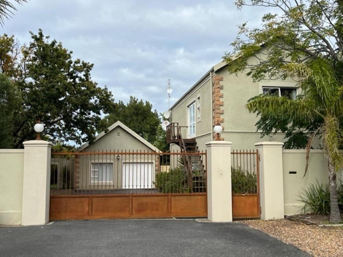 Guesthouse Summerlight - Ferienwohnung Somerset West