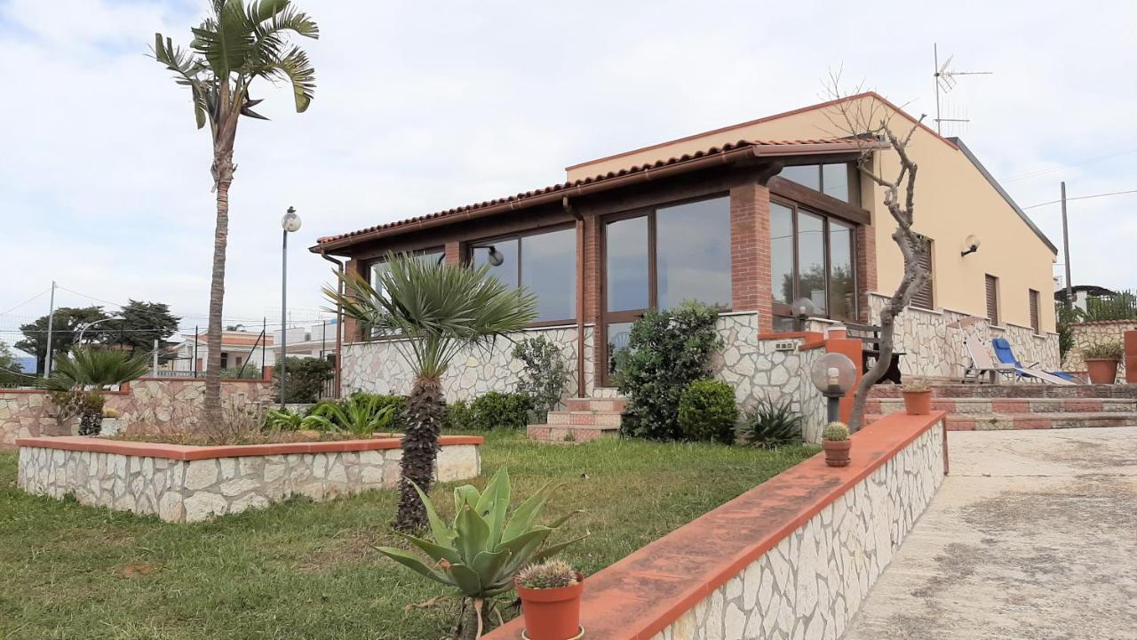 Villa Delia - Bed and Breakfast