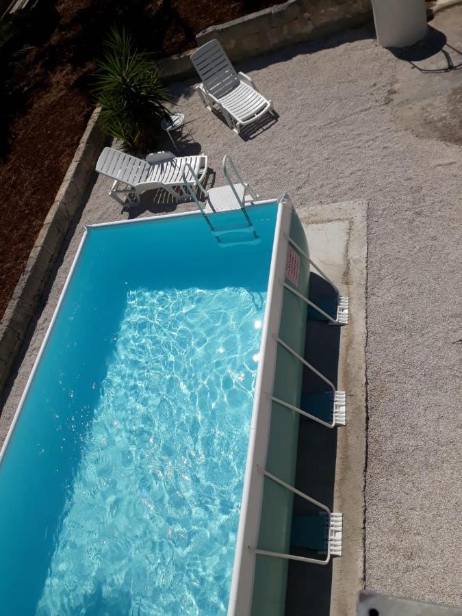 Villa con 2 Camere da Letto
