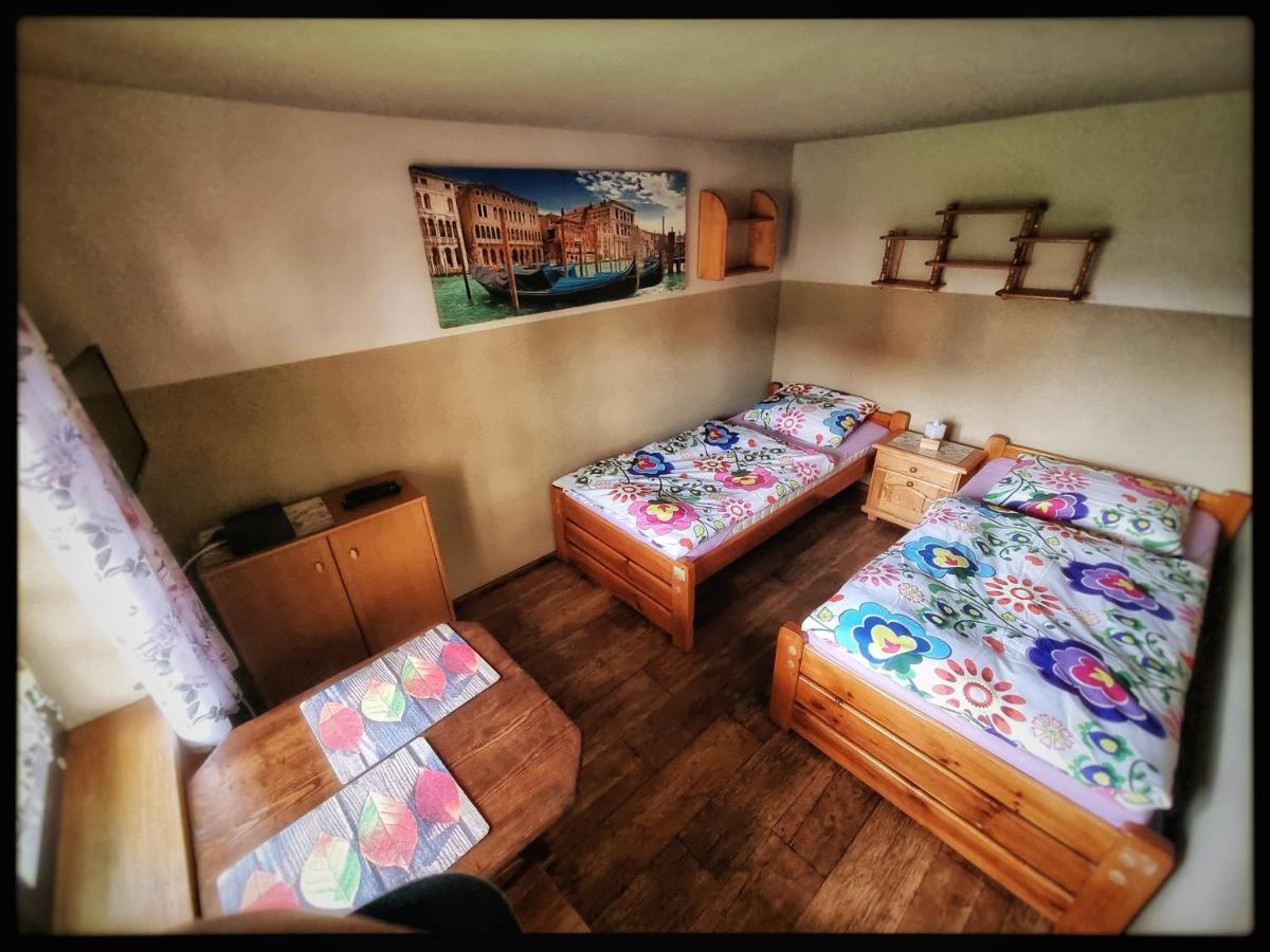 Twin Room with Private Bathroom