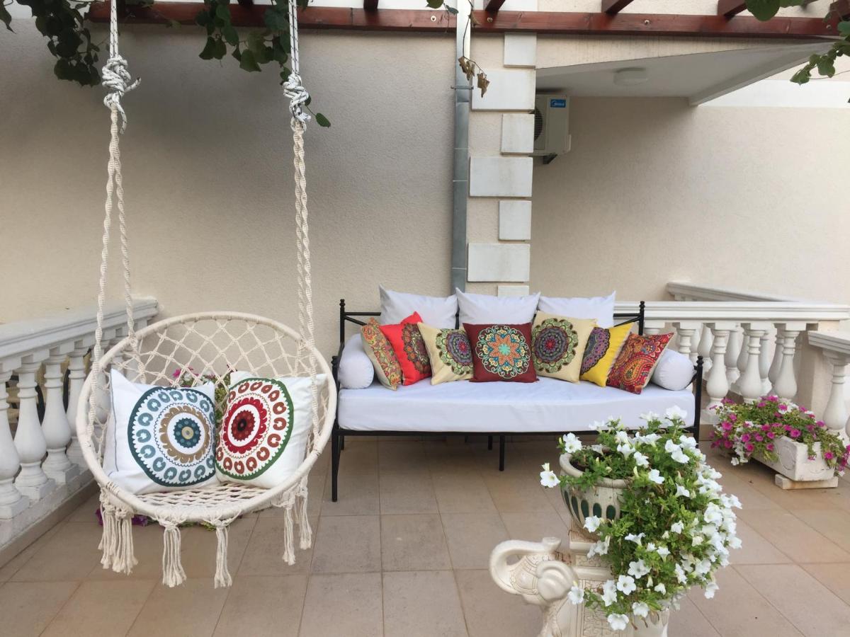 Appartamento con Vista Piscina