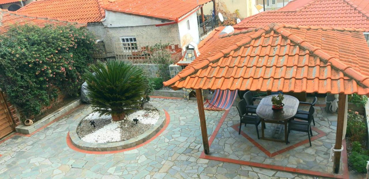 BAKIRAS HOUSE - Bed and Breakfast
