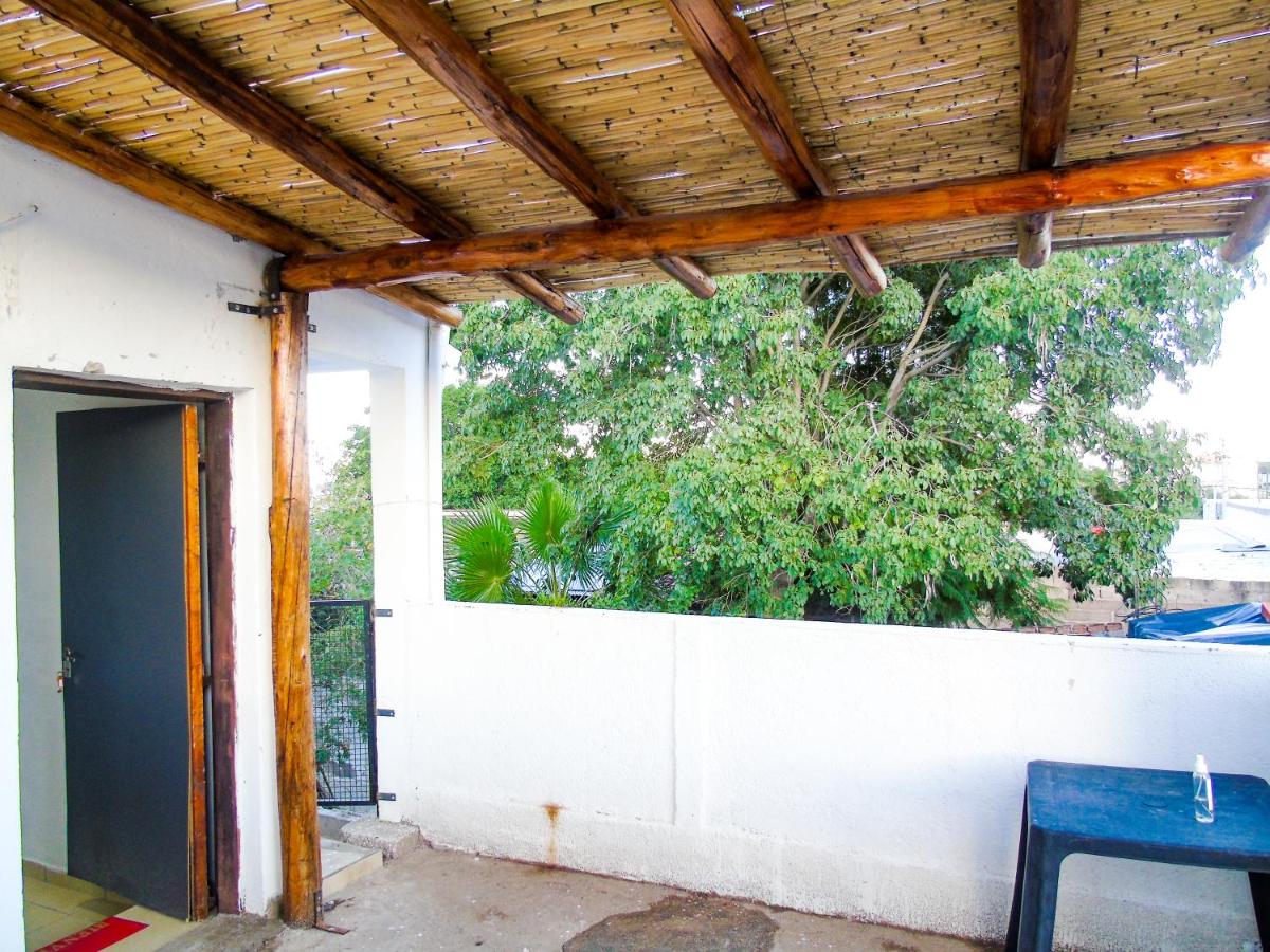 Moderno departamente para Parejas! Terraza privada! - B&B La Rioja
