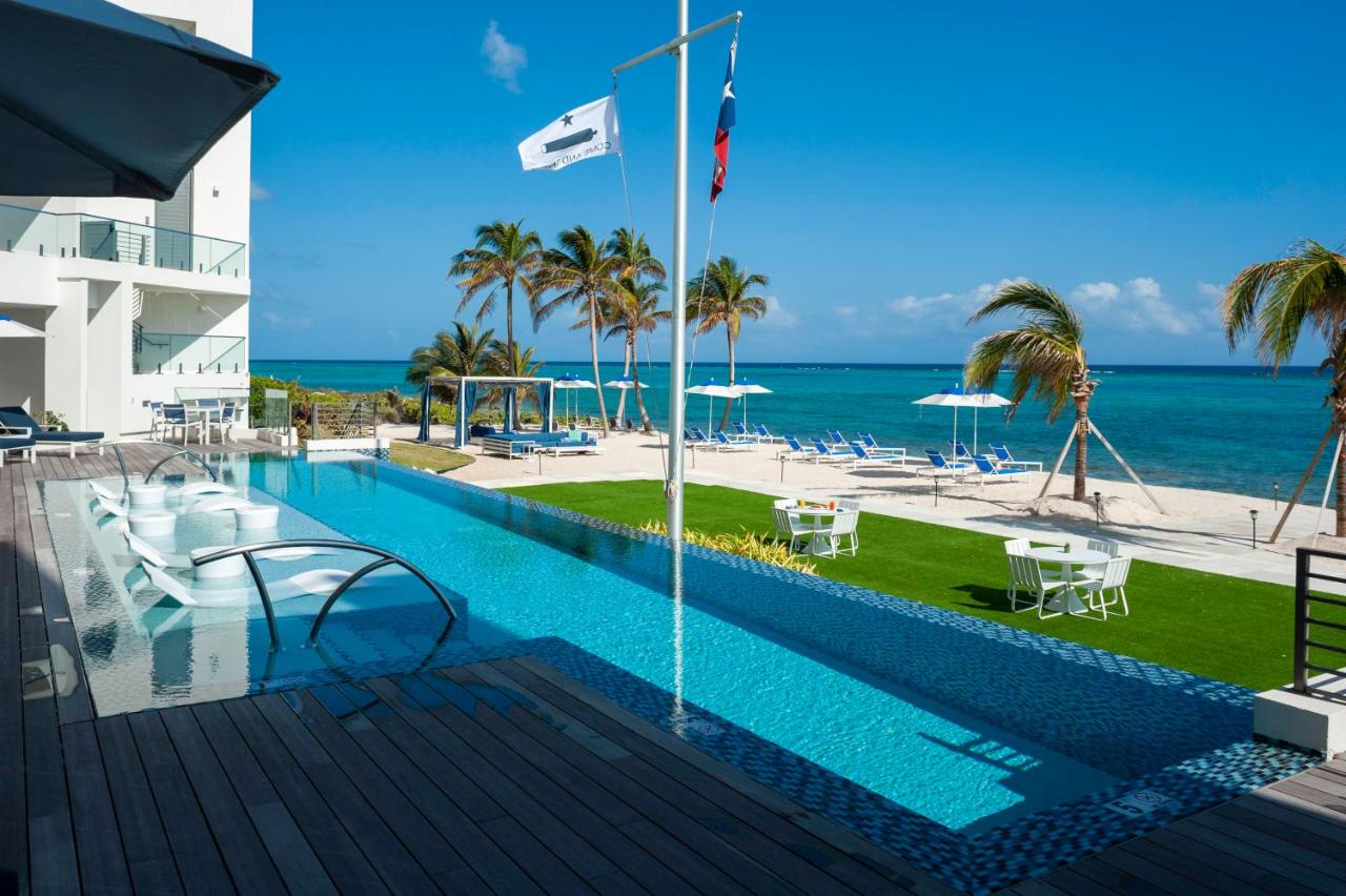Club Suites at Rum Point - Bed and Breakfast