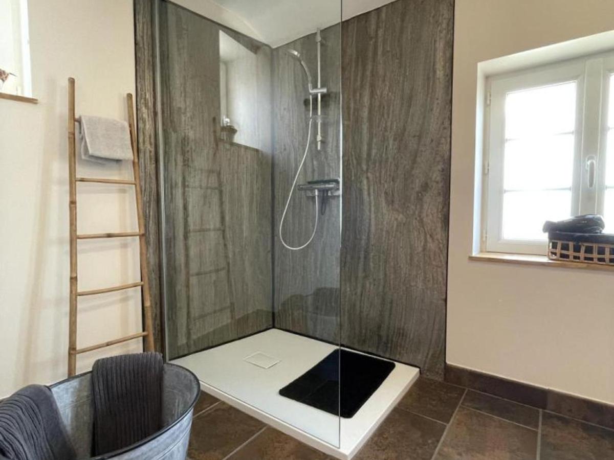 Gîte contemporain chaleureux pour 4 avec piscine partagée - FR-1-489-444 - Chambres d'hôtes Louchy-Montfand