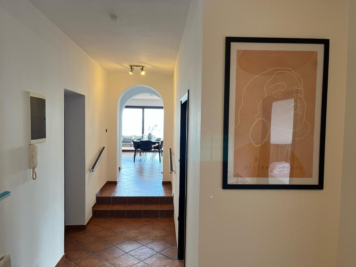 Apartment - Split Level