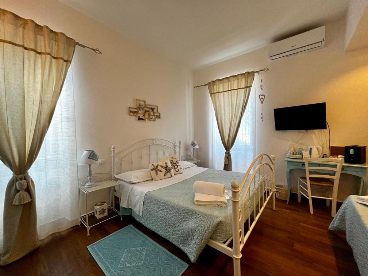 Doppelzimmer mit Balkon