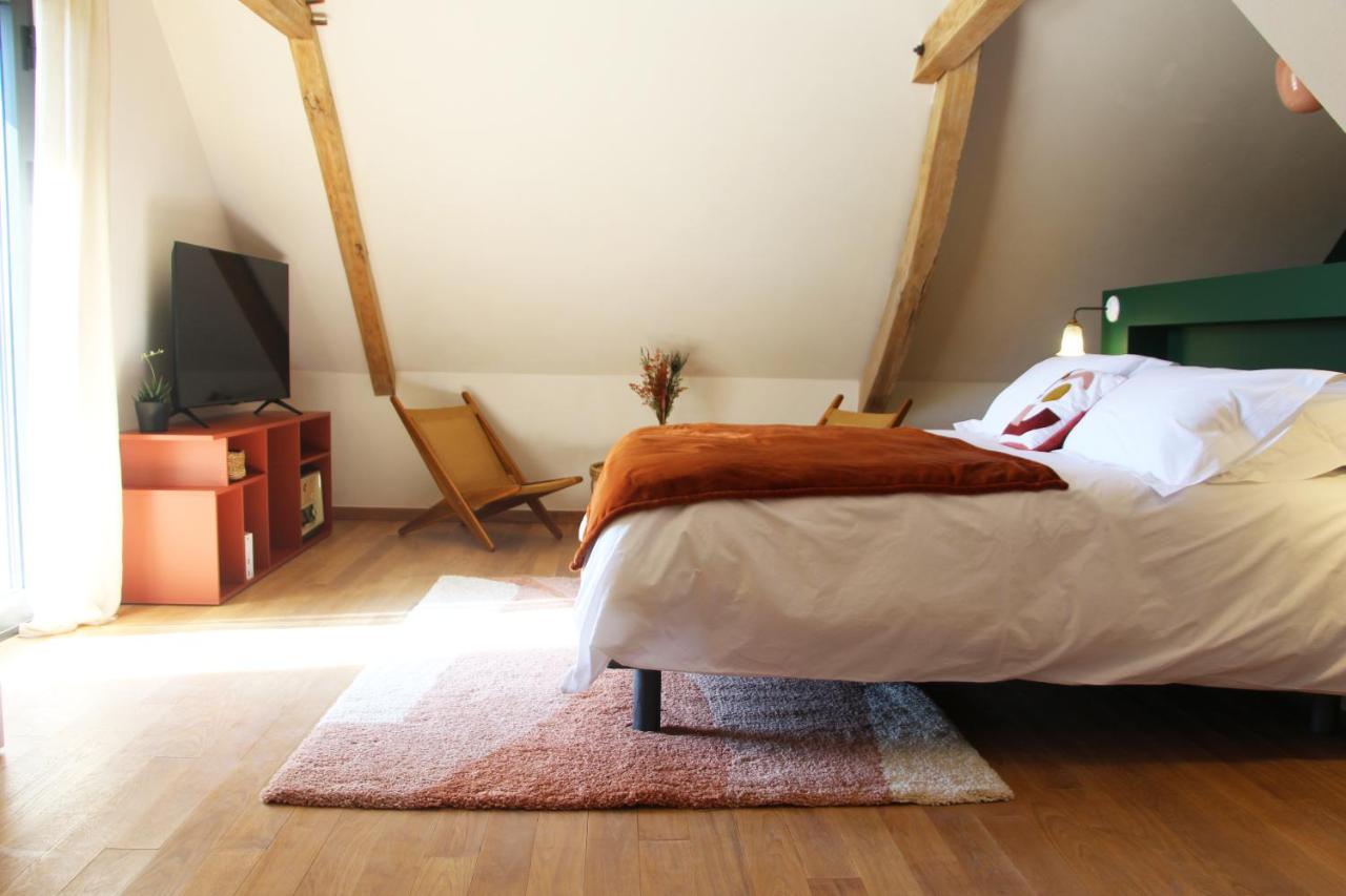 Queen Room with Balcony