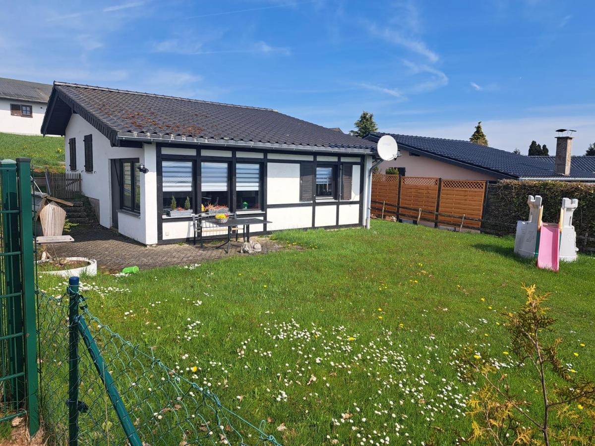 Haus Eifelblick - B&B
