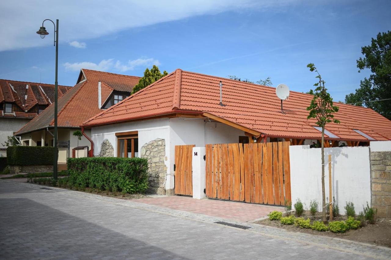 Nana’s Vendégház - B&B