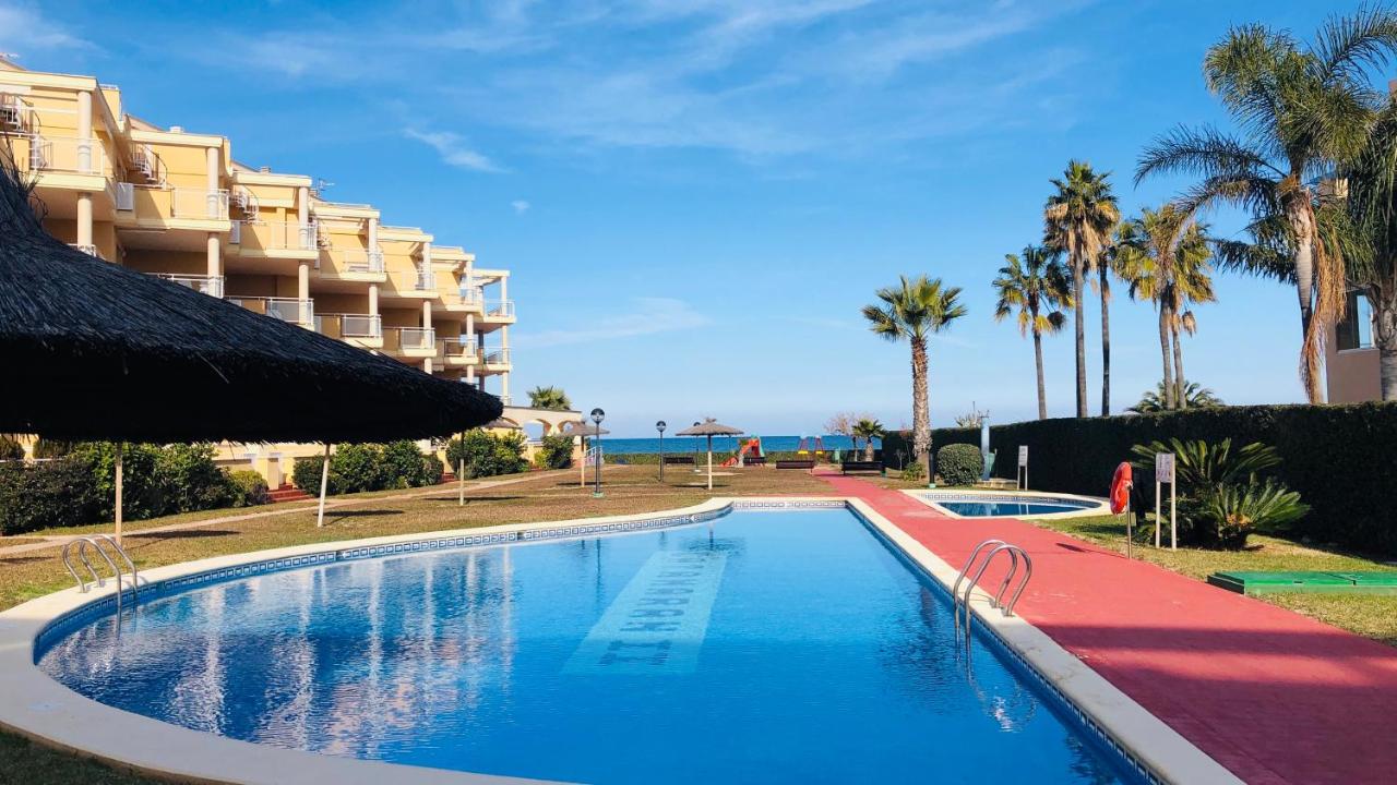 Apartamento Denia. Bajo en primera línea - B&B