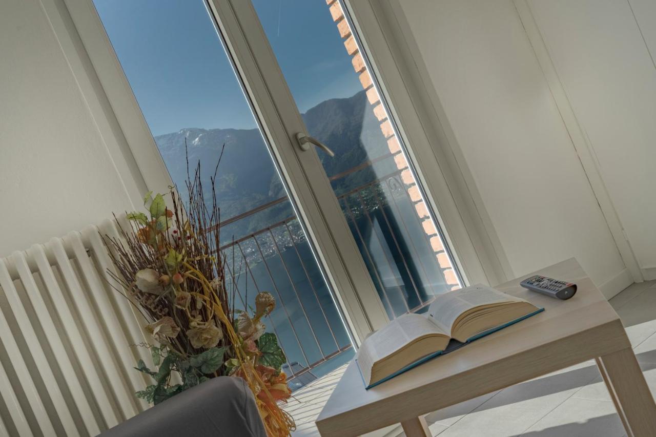 Incantevole Terrazza sul Lago di Como - B&B