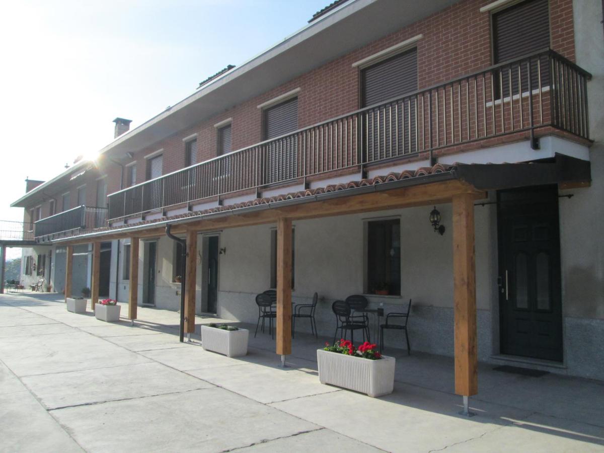 Cascina Longoria - B&B Neive