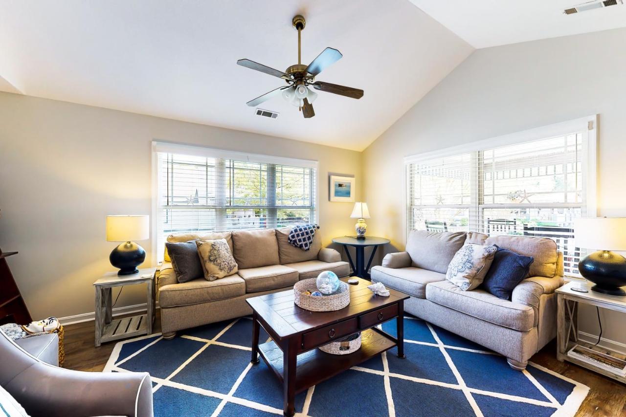 Forest Reach --- 33720 Chatham Way - Chambres d’hôtes