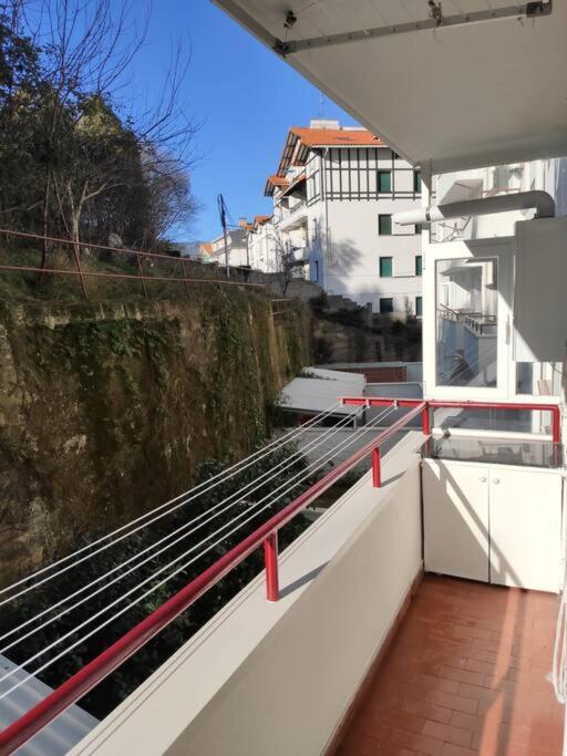 AMANE Lekeitio, Parking Incluido - Bed and Breakfast