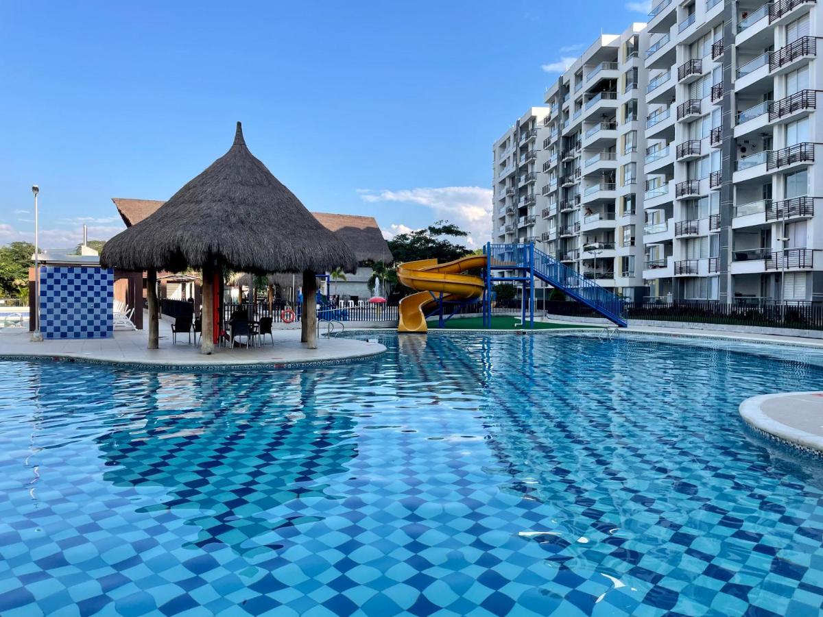 Moderno apartamento amoblado via Ricaurte-Girardot - B&B