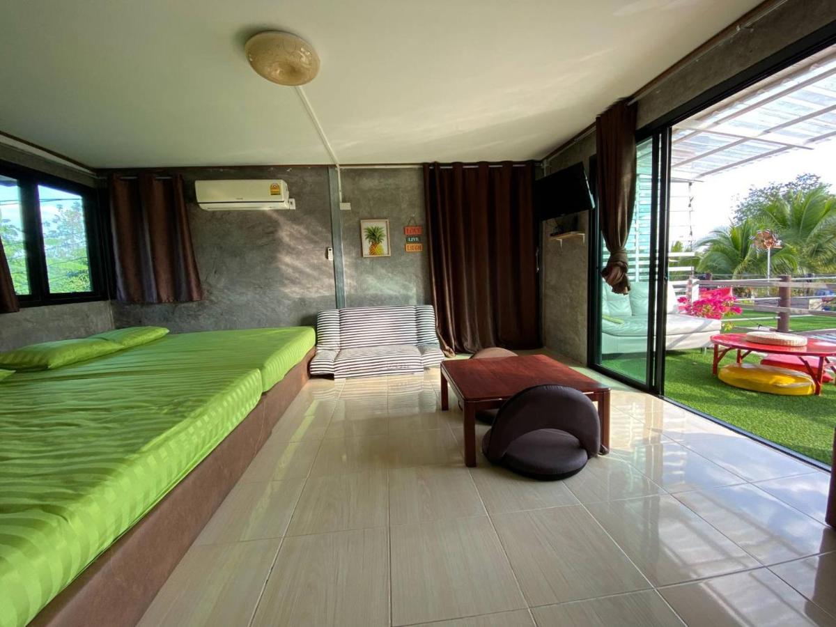 Quadruple Room with Mountain View