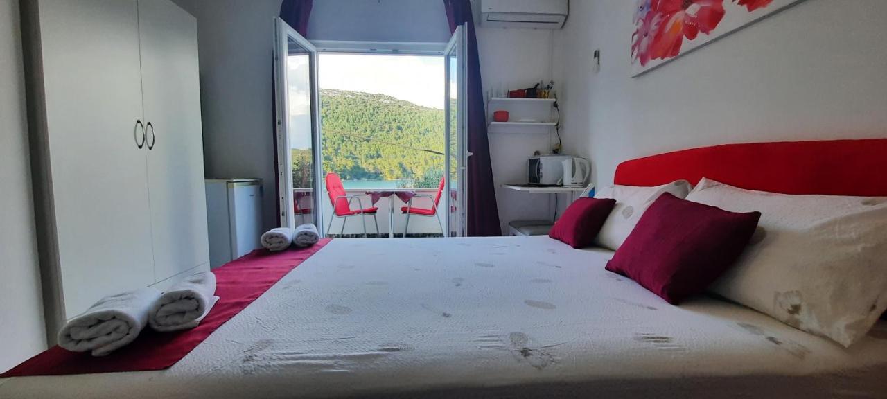 Double Room with Balcony and Sea View