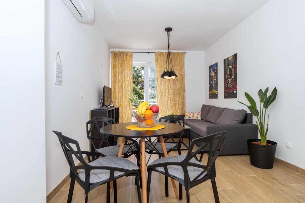 Apartman M6 - Ferienwohnung Makarska