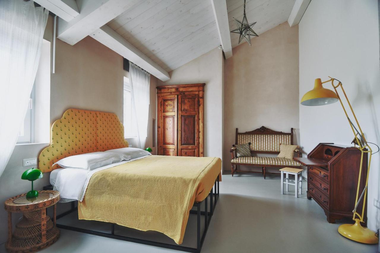 Double or Twin Room with Private Bathroom