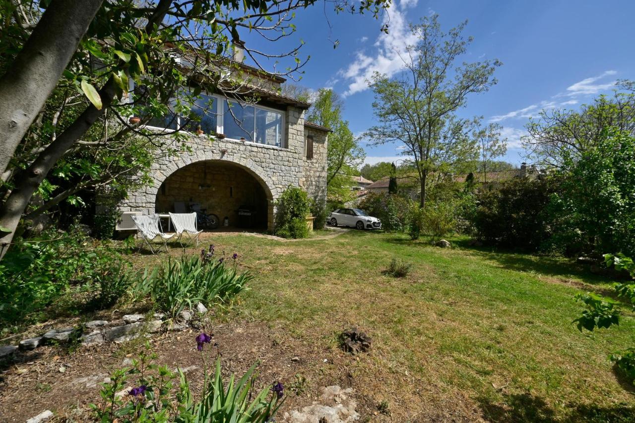 Maison Chandolas - Charmante maison pour 10 voyageurs - B&B Chandolas