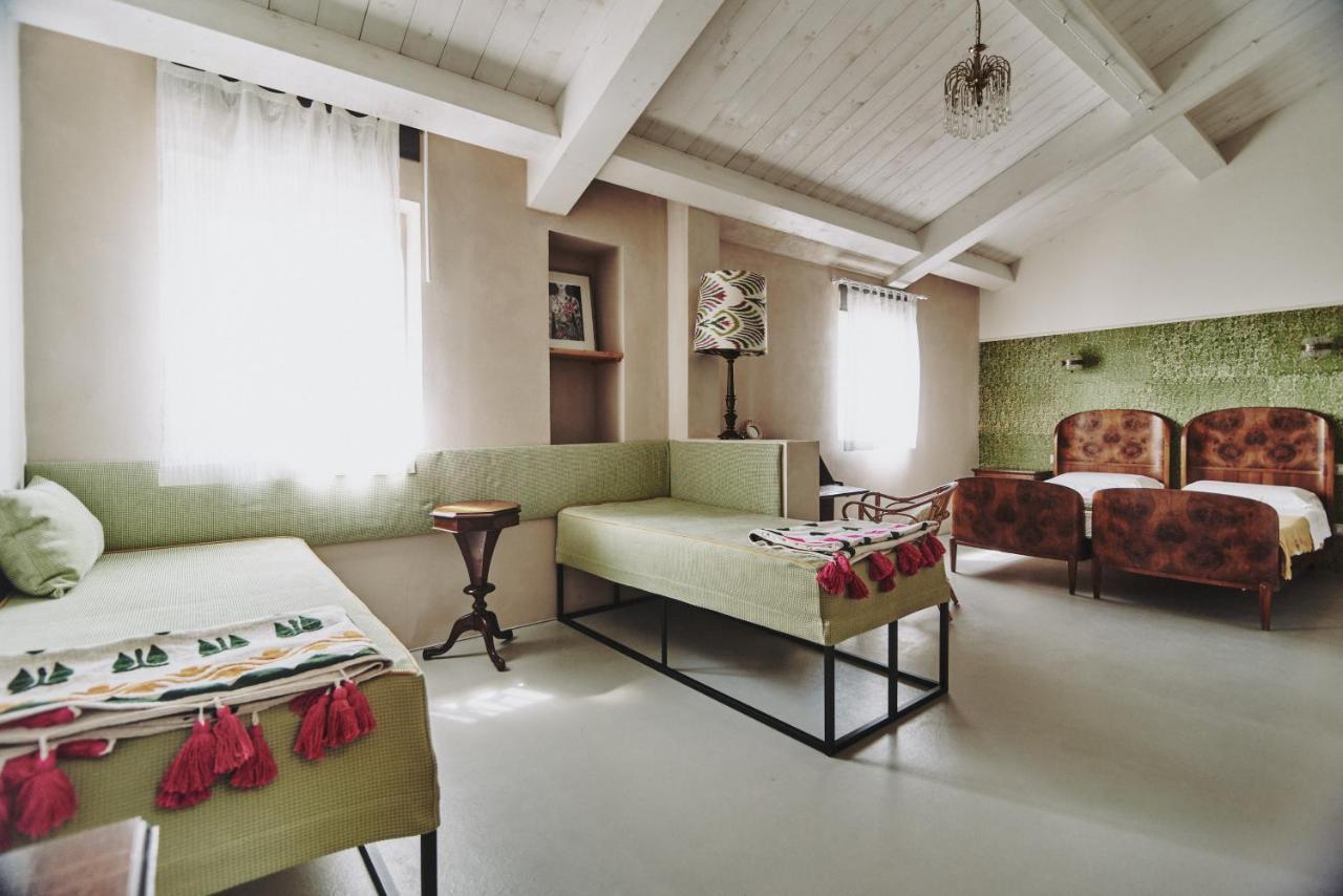Quadruple Room with Private Bathroom