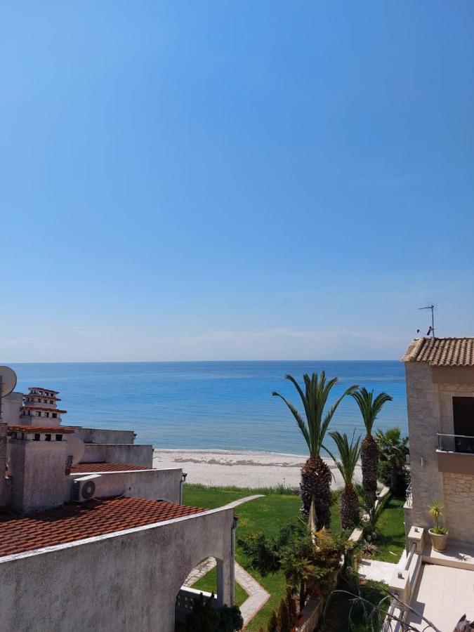 Apartment in Siviri sea view - Ferienwohnung Síviri