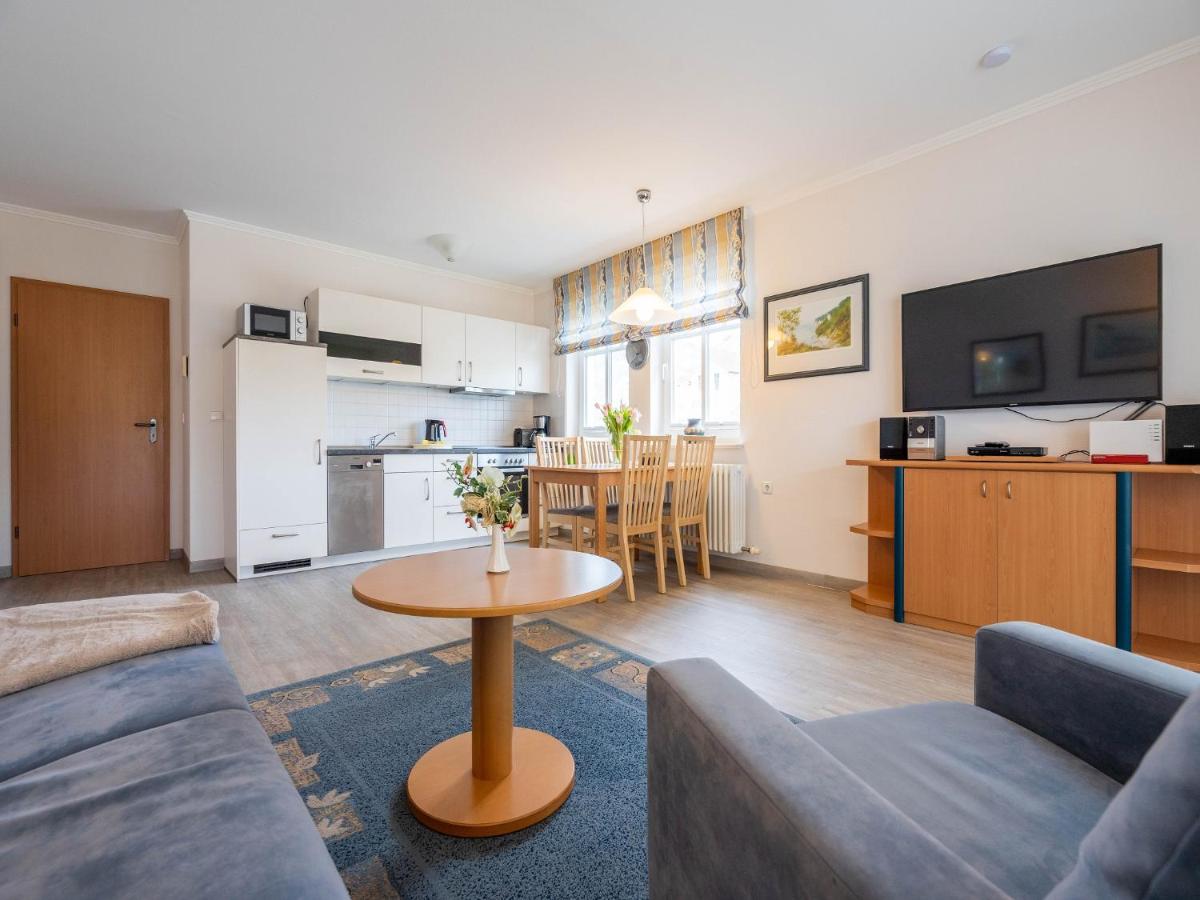 Dünenpark Binz - Komfort Ferienwohnung mit 1 Schlafzimmer und Balkon im Obergeschoss 182 - B&B Ostseebad Binz