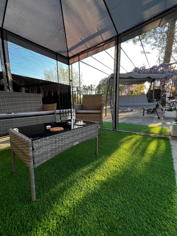 Ionian Luxury Apartments - Bed and Breakfast