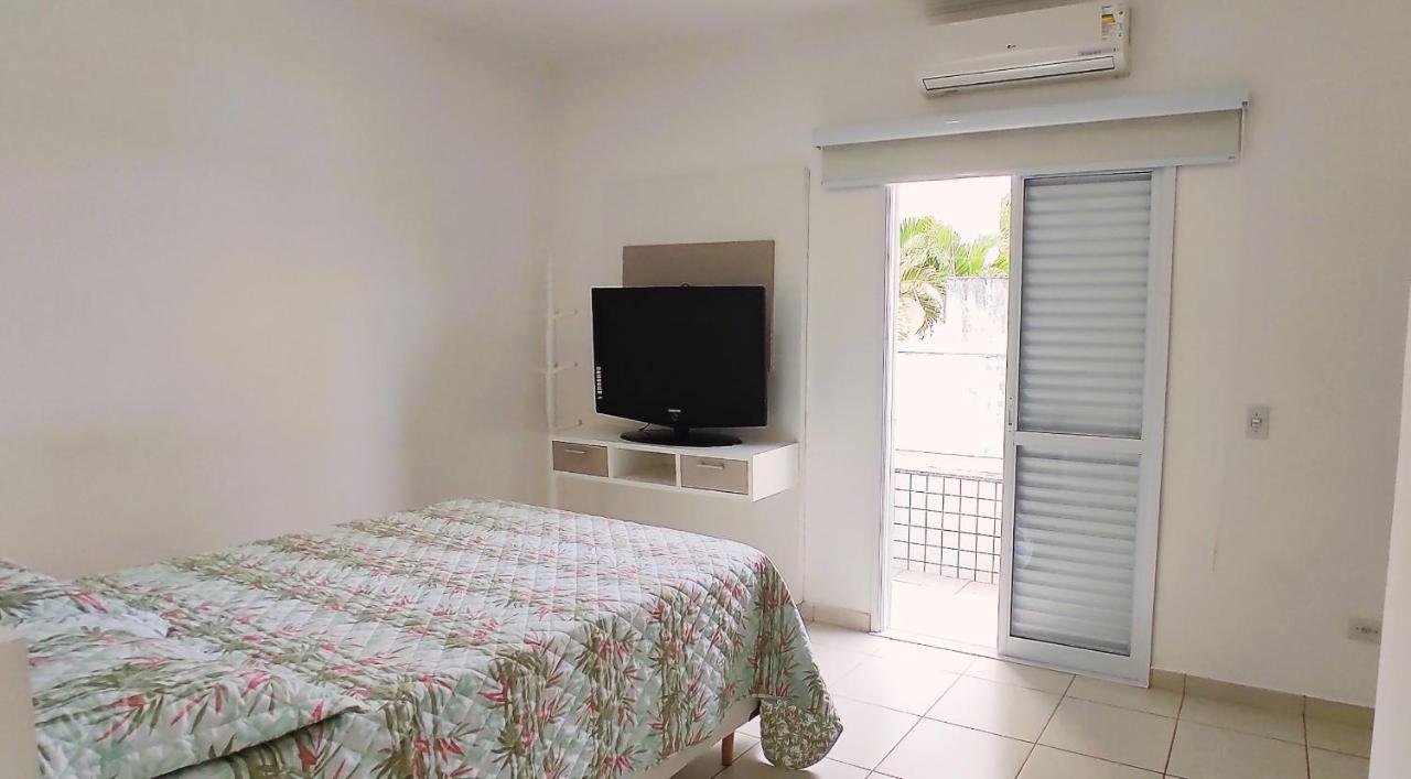 Orla do Itagua 500m com 3 Qts e Churrasqueira - B&B Ubatuba