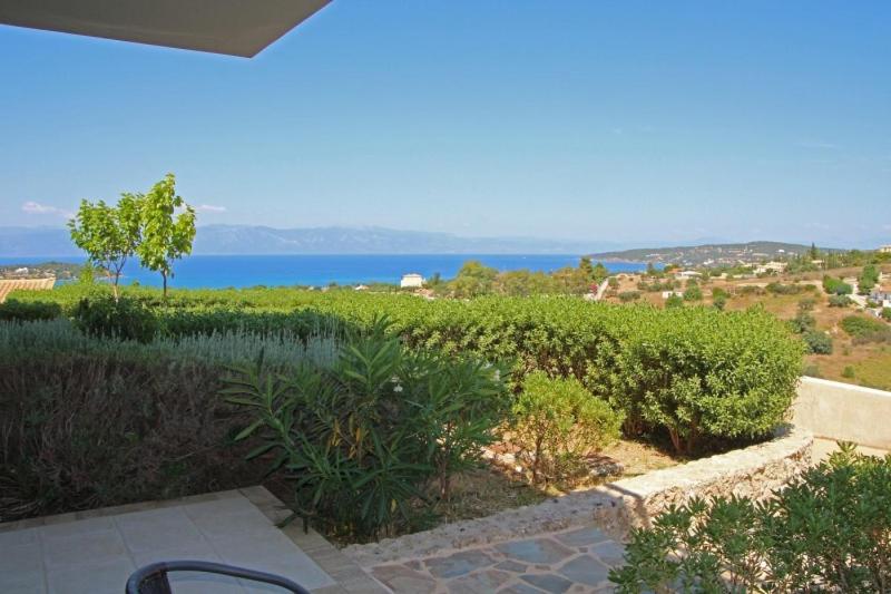 Camera Matrimoniale/Doppia con Letti Singoli con Vista Mare Laterale