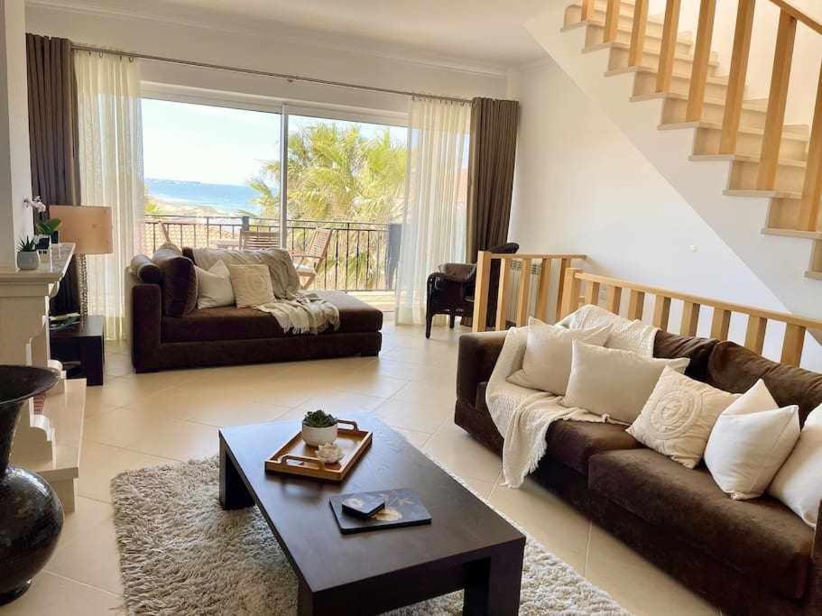 Fantástico T2 vista mar e golfe e terraço privado C5 - B&B