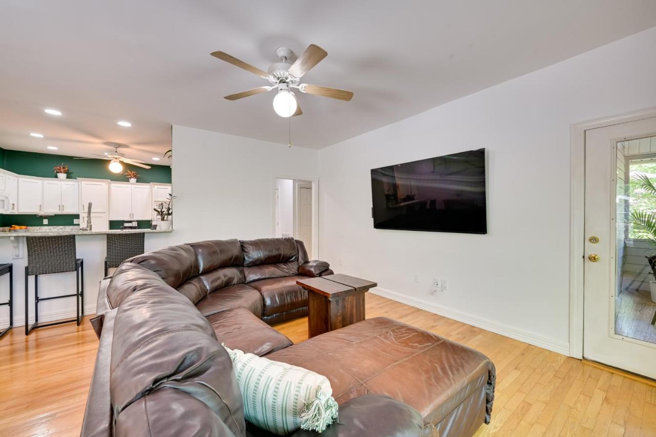 Game Room & Deep Water Lake Hartwell Group Retreat - B&B Anderson