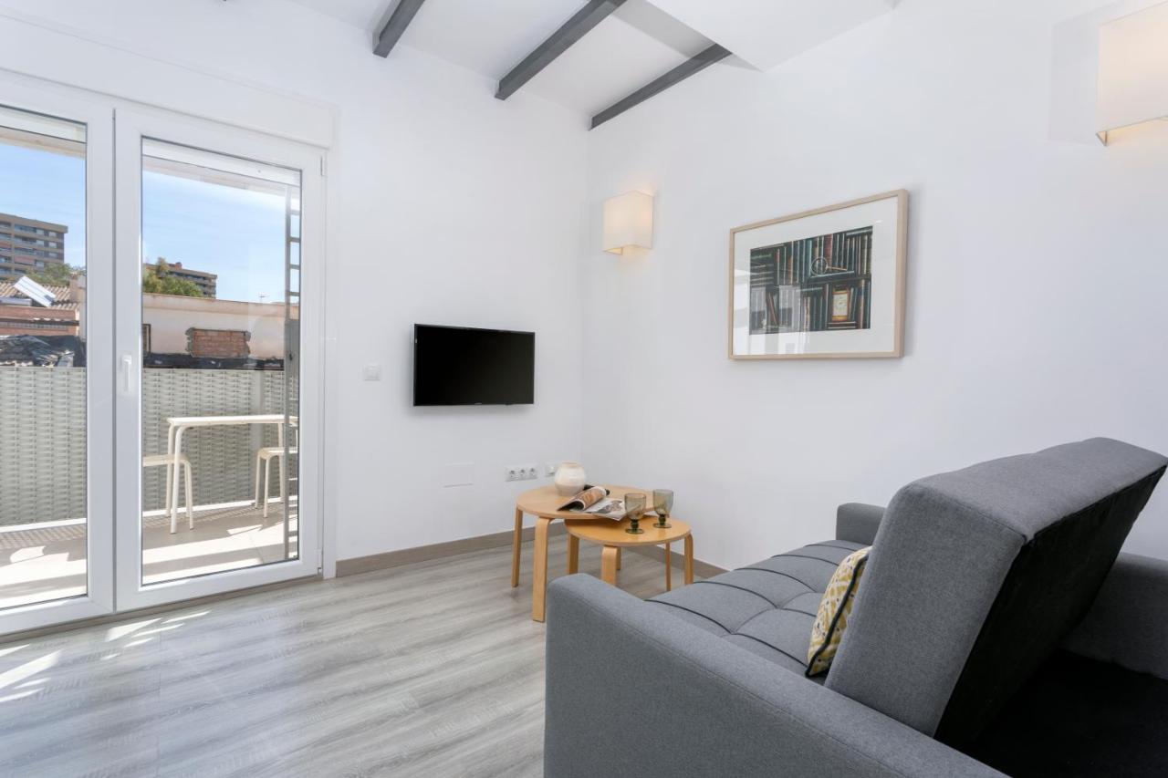 Studio with Terrace