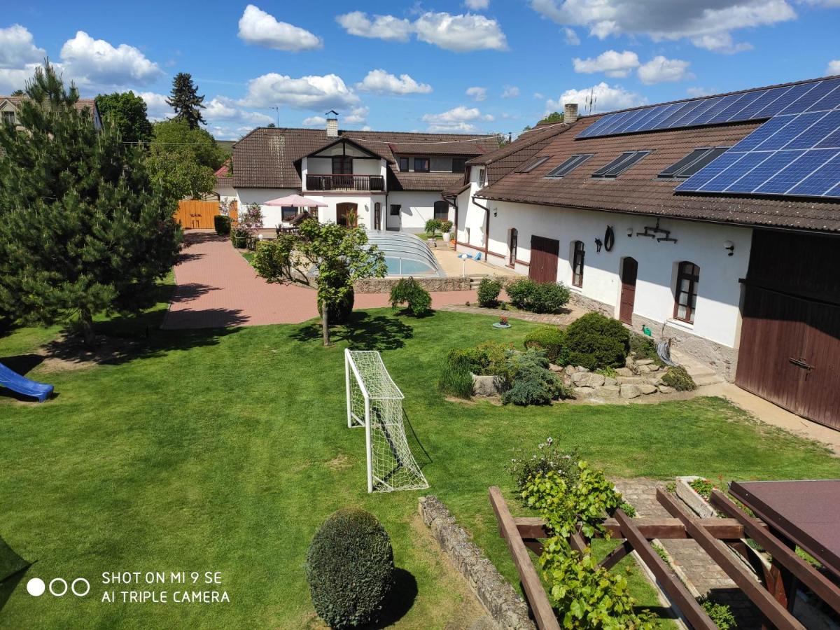 Apartmány Močovice - B&B Močovice