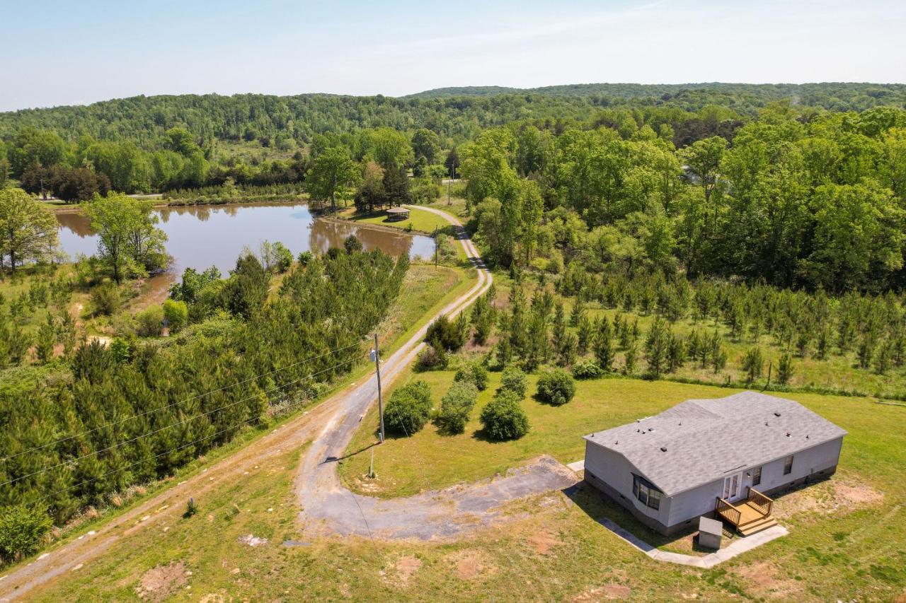 Quaint Asheboro Home about 1 Mi to North Carolina Zoo! - B&B Asheboro