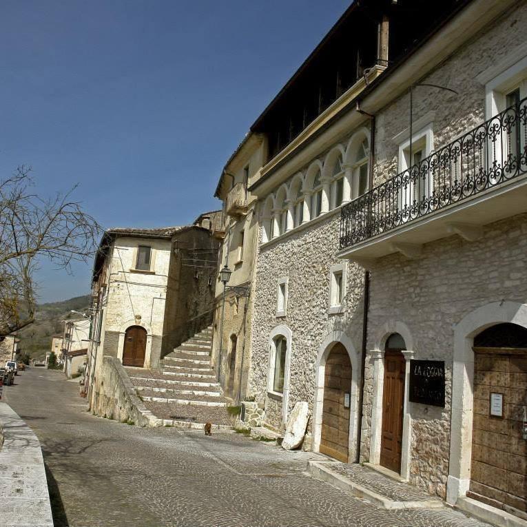 La Loggia Di Federico - B&B