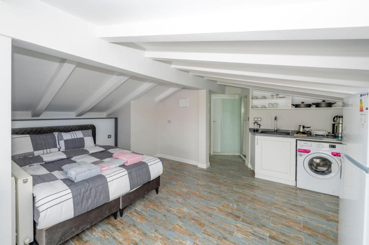 Deluxe Double or Twin Room with Sea View