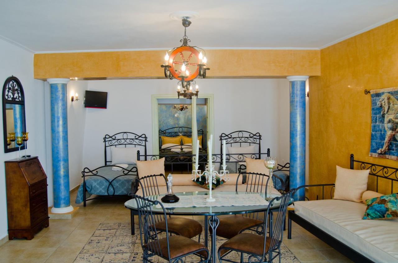  Suite Angel Superior con Veranda, Vasca Idromassaggio all'Aperto Privata e Vista Caldera e Mare