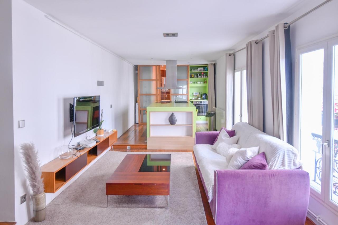 Loft Lumineux Hyper Centre Vincennes RER à 5 min - Parking Gratuit - Bed and Breakfast