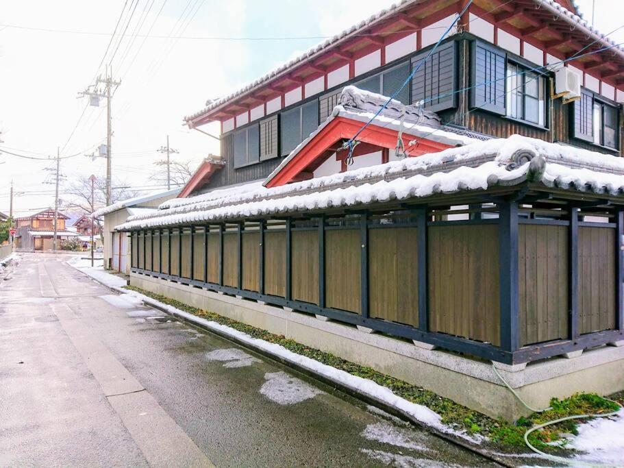 FarmStay INN 別館 三左衛門邸 Sanzaemontei 65m2 wide room - One group per day, one building available for exclusive use - Bed and Breakfast Takashima