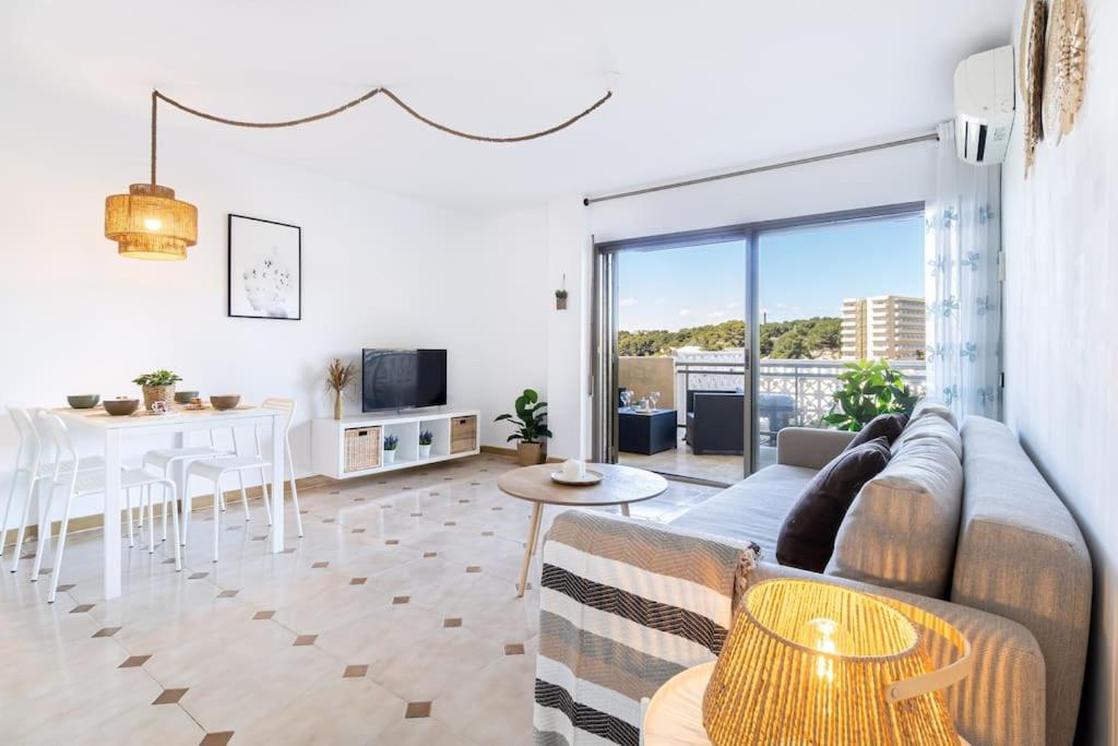 1ºlineaMar-exclusive-Chill-wifi-SeaViews-PortAventura6 - Chambres d'hôtes Salou
